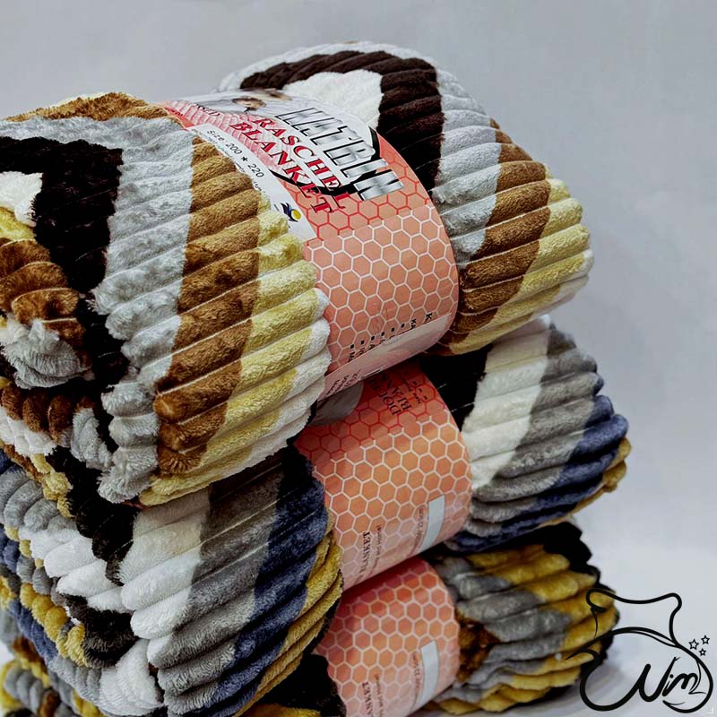 Catherine_Kashti_travel_blanket_05