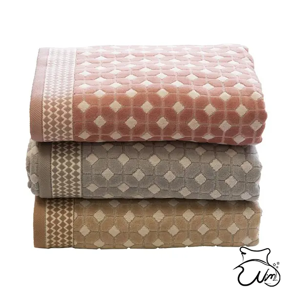 tabriz bath towel-nimasleeproduct حوله حمامی آذرریس تبریز مدل دکورا